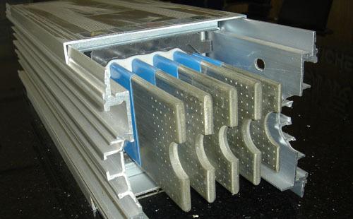 相比電纜，母線槽的技術(shù)性能優(yōu)勢有哪些？